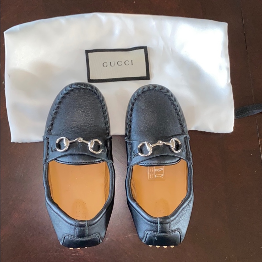 Gucci kids black leather loafers size 26